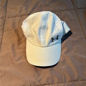 Under Armour Cream Cap with Mesh